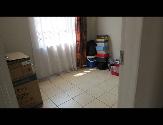 3 BEDROOM HOUSE FOR SALE IN CRYSTAL PARK